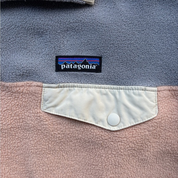 Y2K women’s Patagonia jacket w/sick design - Picture 2 of 3